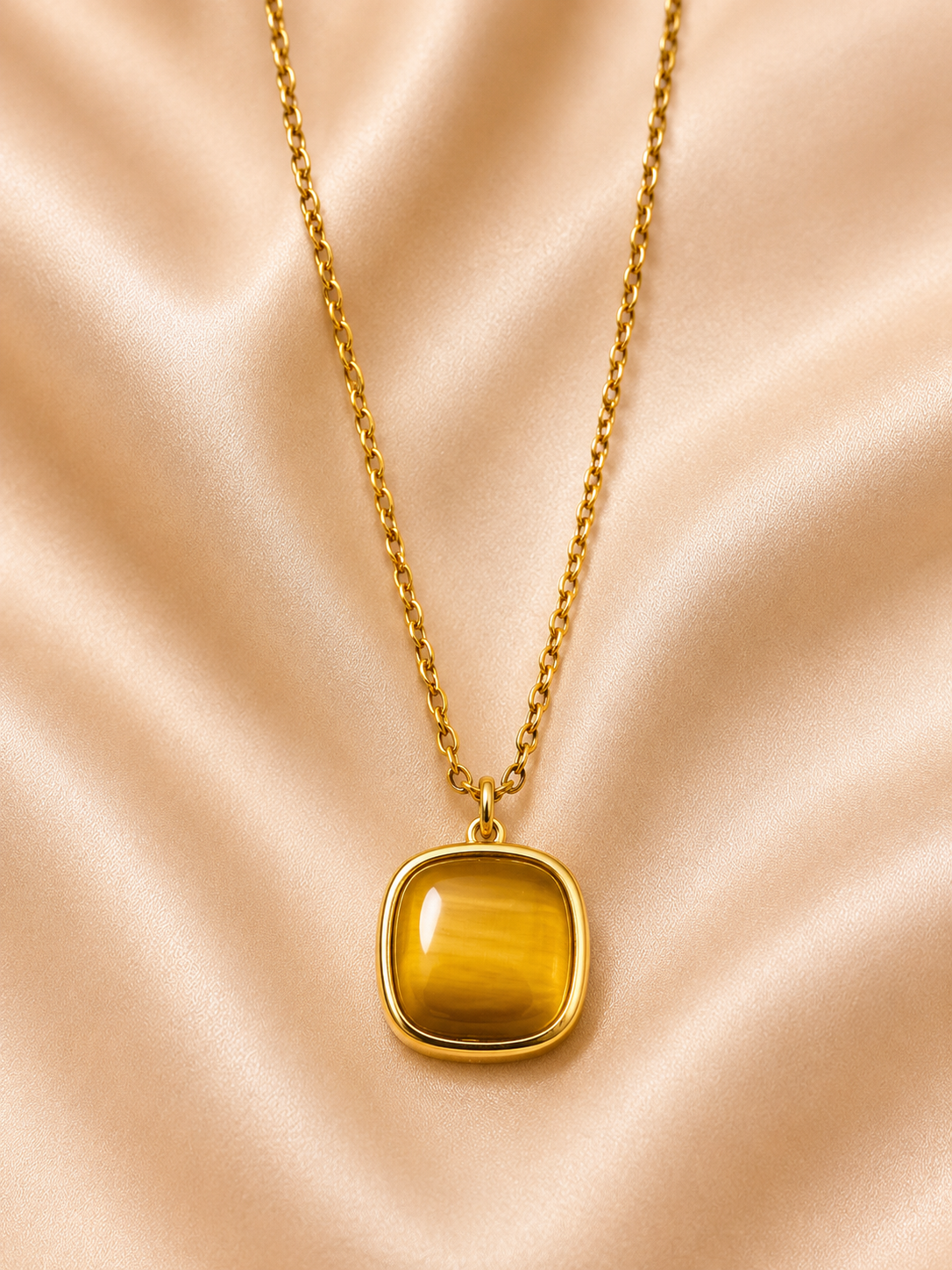 Golden Amber Pendant Necklace